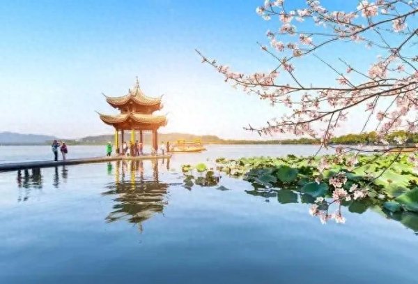 配资最安全的三个平台 一个国家的股市, 如果靠股民当金融消费者来维持, 市场能维持多久